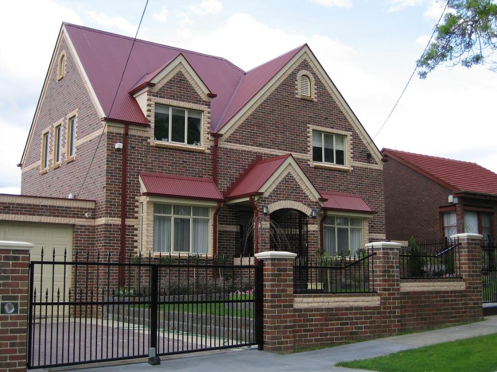 Houses R Buildings 2 / 9